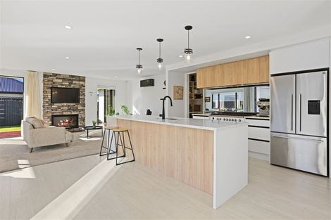 Photo of property in 5 William Deans Drive, Prebbleton, 7604