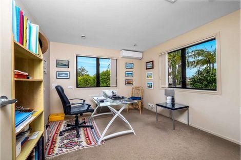 Photo of property in 15 Alderton Drive, Kerikeri, 0230