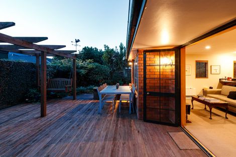 Photo of property in 7a Palm Avenue, Hokowhitu, Palmerston North, 4410