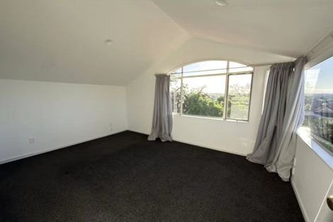 Photo of property in 1/80 Knights Road, Rothesay Bay, Auckland, 0630