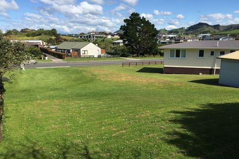 Photo of property in 2b Browns Drive, Waihi Beach, 3611