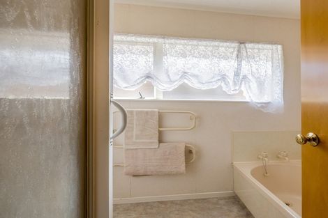 Photo of property in 5 Cumberland Court, Levin, 5510