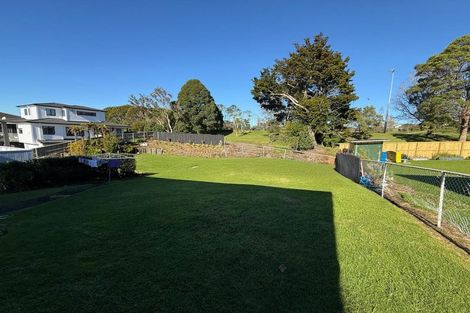 Photo of property in 11 Terry Street, Blockhouse Bay, Auckland, 0600
