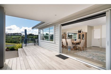 Photo of property in 4 York Terrace, Riverhead, 0820