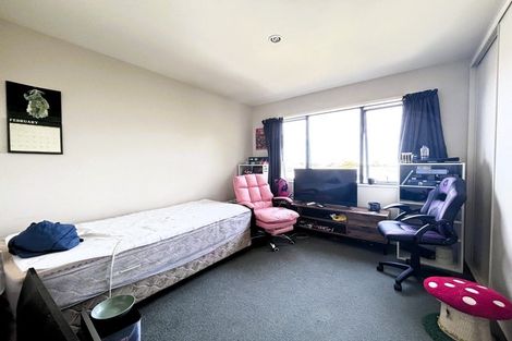 Photo of property in 8b Charles Street, Waltham, Christchurch, 8011
