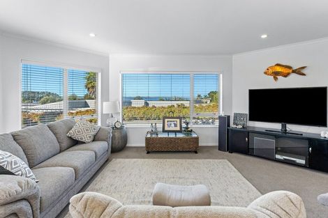 Photo of property in 7 Omana Avenue, Shelly Beach, Helensville, 0874