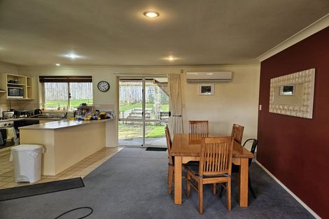Photo of property in 8 Fresil Lane, Massey, Auckland, 0614