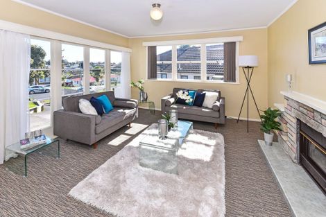 Photo of property in 1 Puriri Road, Manurewa, Auckland, 2102