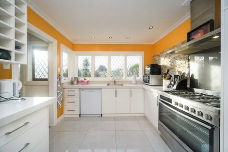 Photo of property in 1/22 Dahlia Street, Palmerston North, 4410