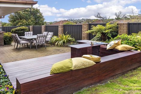 Photo of property in 53 Dalwhinnie Parade, Highland Park, Auckland, 2010