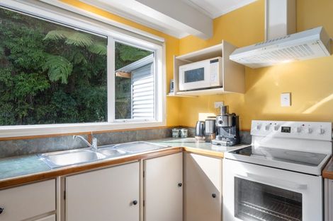 Photo of property in 34 Mccormicks Road, Whatamango Bay, Picton, 7281