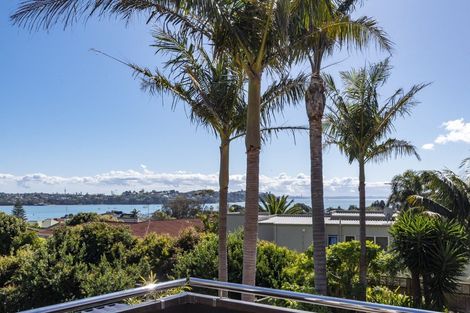 Photo of property in 14 Lynton Road, Bucklands Beach, Auckland, 2012