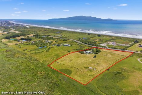 Photo of property in 171 Paetawa Road, Peka Peka, Waikanae, 5391