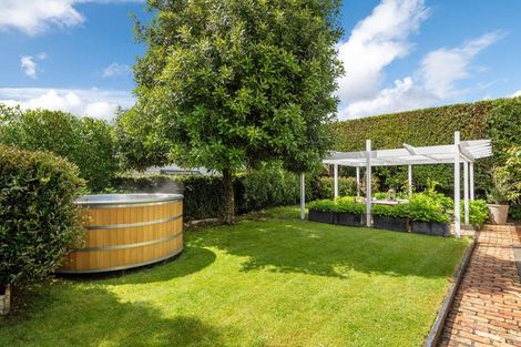 Photo of property in 49b Roland Road, Greenhithe, Auckland, 0632