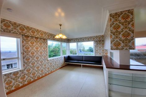 Photo of property in 25 The Crest, Sunnyhills, Auckland, 2010