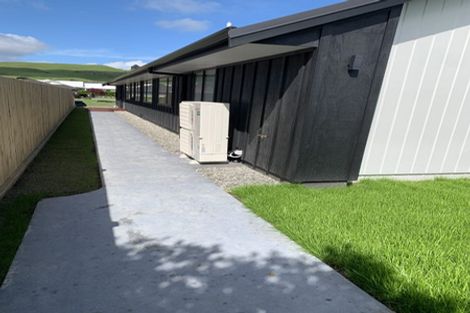 Photo of property in 11 Hamon Place, Pukehangi, Rotorua, 3015