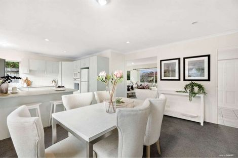 Photo of property in 1/11 Keswick Close, Northpark, Auckland, 2013