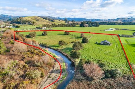 Photo of property in 73 Whitemans Valley Road, Whitemans Valley, Upper Hutt, 5371
