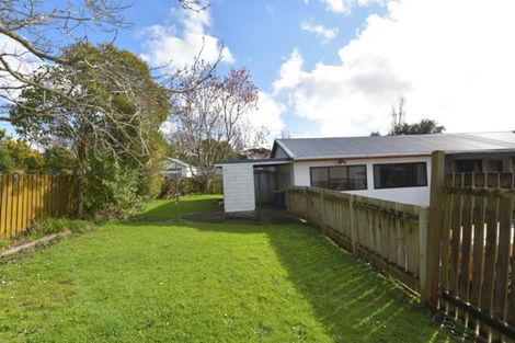 Photo of property in 92a Godley Road, Green Bay, Auckland, 0604