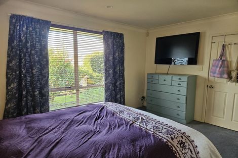Photo of property in 8 Fresil Lane, Massey, Auckland, 0614
