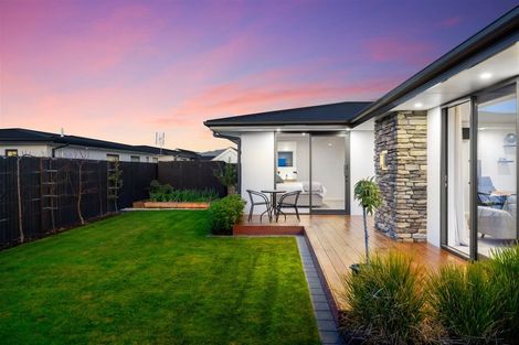 Photo of property in 5 William Deans Drive, Prebbleton, 7604