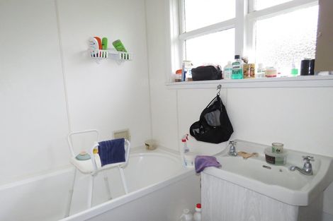 Photo of property in 4 Main Rd Ngakawau, Ngakawau, 7824