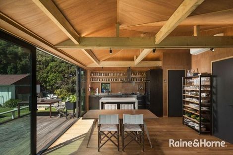 Photo of property in 64 Matapihi Station Road, Matapihi, Tauranga, 3175