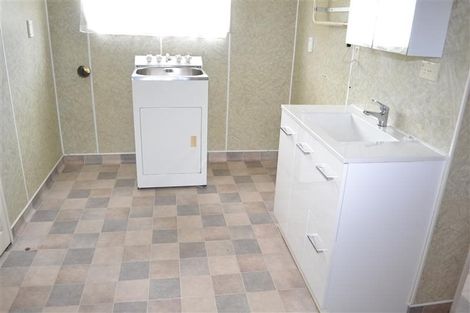 Photo of property in 3 Douglas Square, Rongotea, 4476