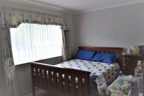 Photo of property in 33 Abby Road, Fitzherbert, Palmerston North, 4410