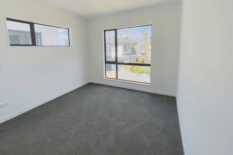 Photo of property in 127c Russell Road, Manurewa, Auckland, 2102