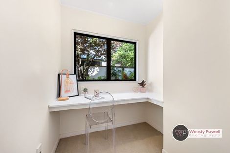 Photo of property in 4 Sutherland Avenue, Silverstream, Upper Hutt, 5019