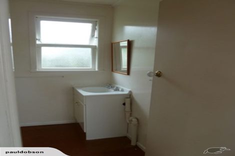 Photo of property in 15 Linwood Avenue, Forrest Hill, Auckland, 0620