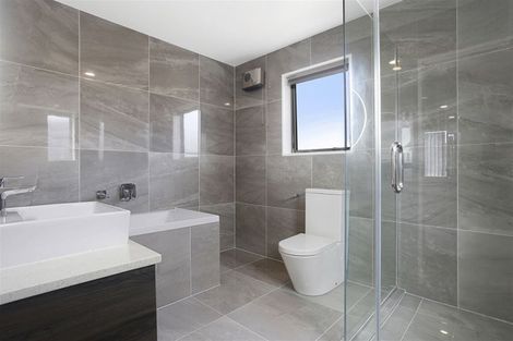 Photo of property in 17 Hangar Lane, Whenuapai, Auckland, 0618