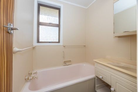 Photo of property in 53 Kimihia Road, Huntly, 3700