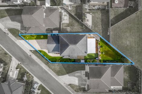 Photo of property in 18 Maylee Crescent, Gulf Harbour, Whangaparaoa, 0930