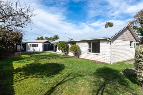 Photo of property in 9 Hurst Place, Parklands, Christchurch, 8083