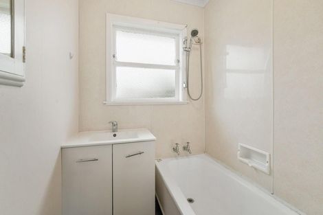 Photo of property in 9 Armagh Street, Levin, 5510