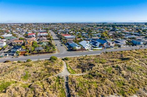Photo of property in 35 Pandora Street, North New Brighton, Christchurch, 8083