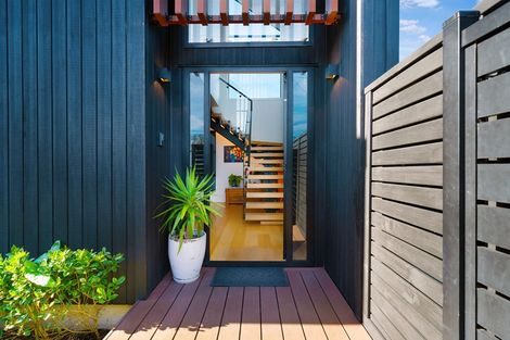 Photo of property in 14a Waitemata Road, Hauraki, Auckland, 0622