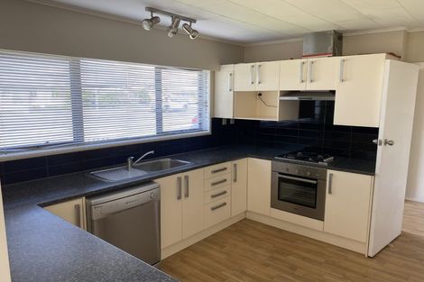 Photo of property in 411 Gloucester Street, Taradale, Napier, 4112