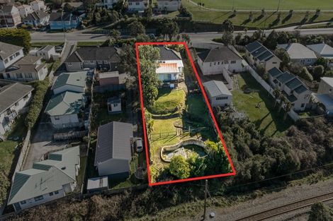Photo of property in 95 Moorefield Road, Johnsonville, Wellington, 6037