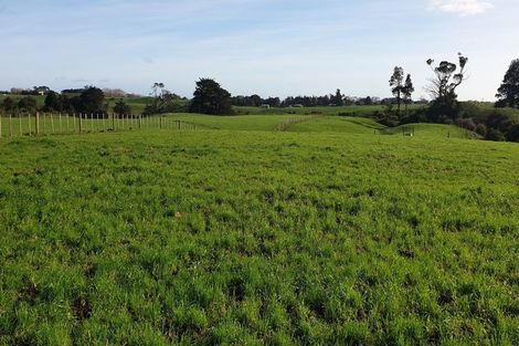 Photo of property in 412a Corbett Road, Lepperton, New Plymouth, 4373