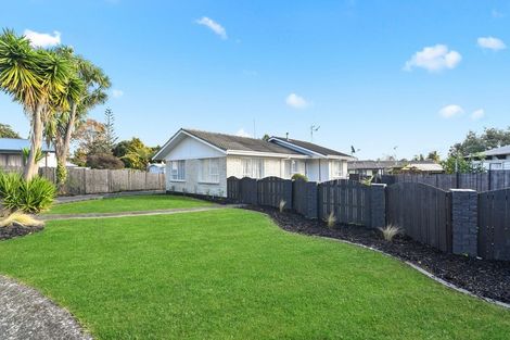 Photo of property in 20 Cypress Crescent, Pukete, Hamilton, 3200