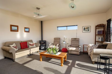 Photo of property in 35 Eureka Street, Alexandra, 9320