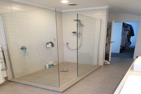 Photo of property in 10 Chesterfield Avenue, Glendowie, Auckland, 1071