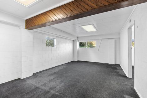 Photo of property in 15 Clifton Drive, Waitara, 4320