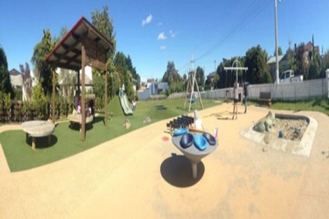 Photo of property in 1/10 Norman Road, Hauraki, Auckland, 0622