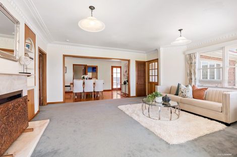 Photo of property in 9 Bank Street, Hillcrest, Auckland, 0627