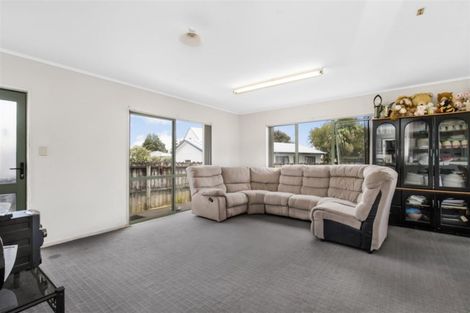 Photo of property in 28a Barneys Farm Road, Clendon Park, Auckland, 2103