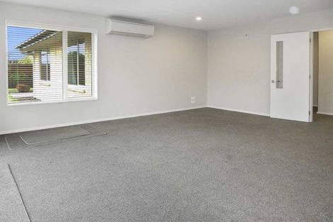 Photo of property in 6 Highworth Crescent, Rolleston, 7615